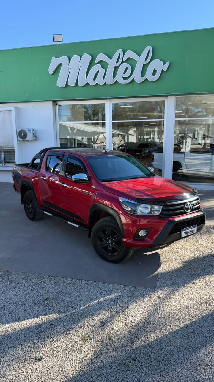 TOYOTA - HILUX   LIMITED  2.8 MT  4X4  - MANUAL  - 2018